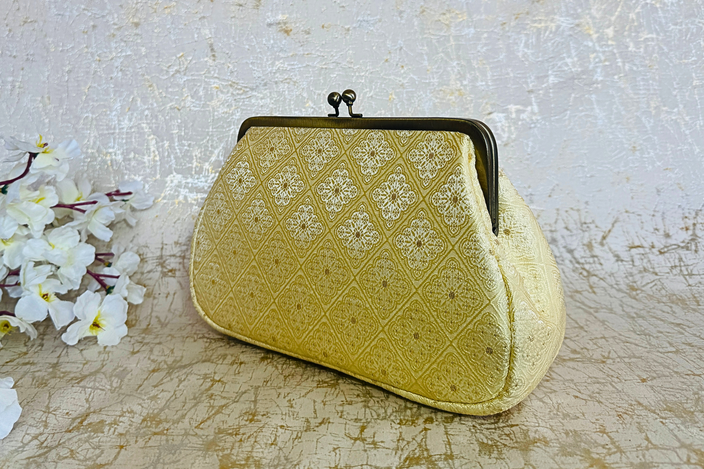 Ivory Ornamental Deluxe Clutch