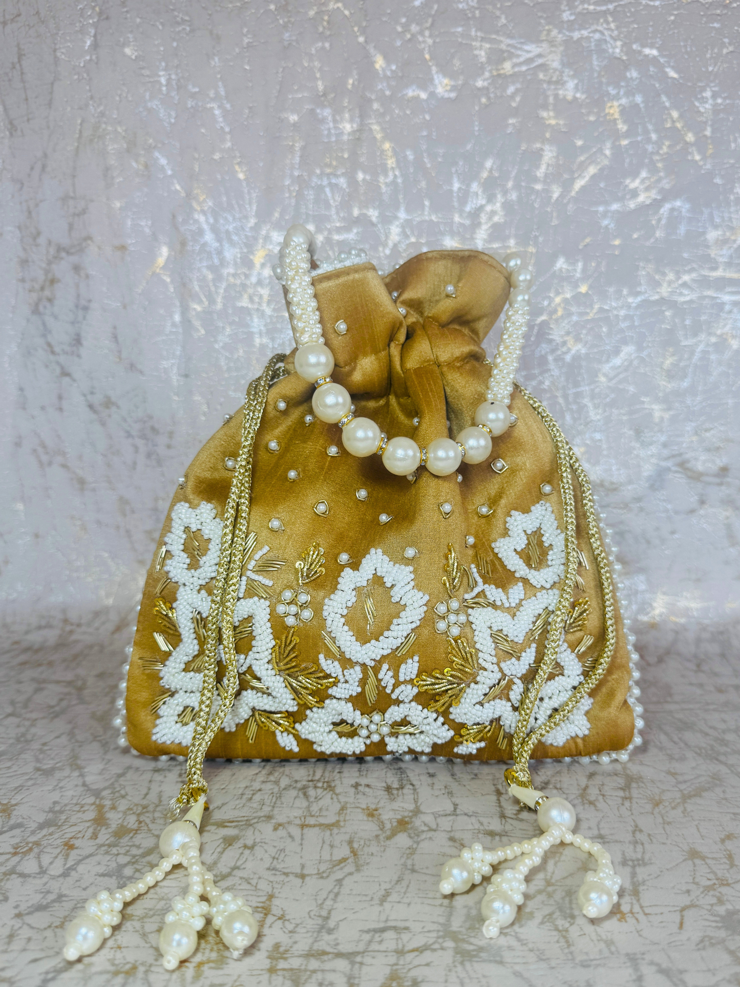 Beige Beauty Potli