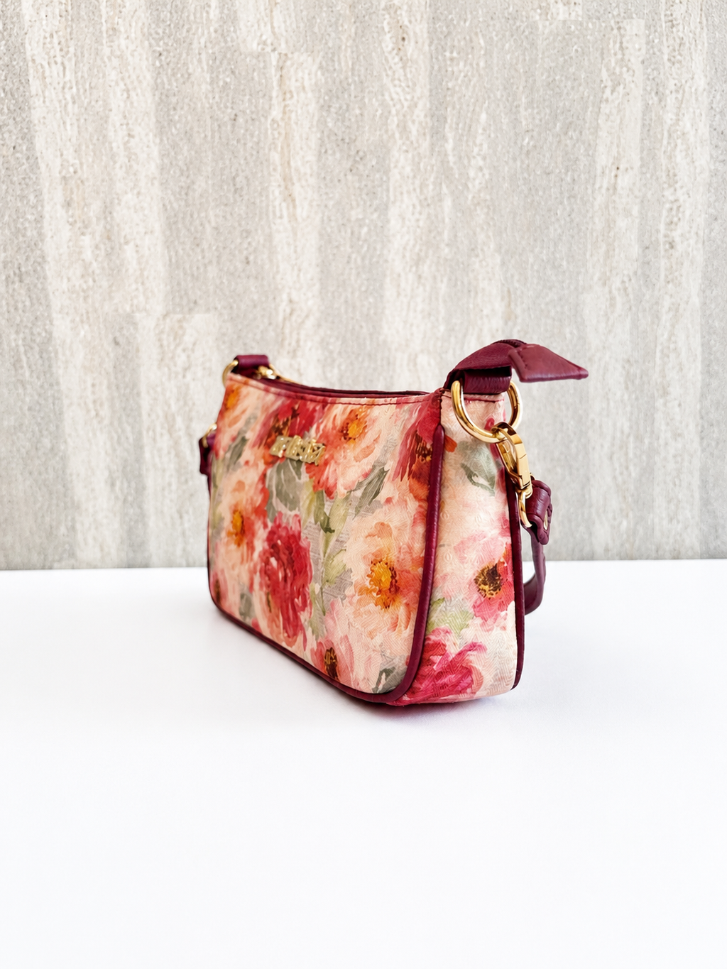 Red Carnations Baguette