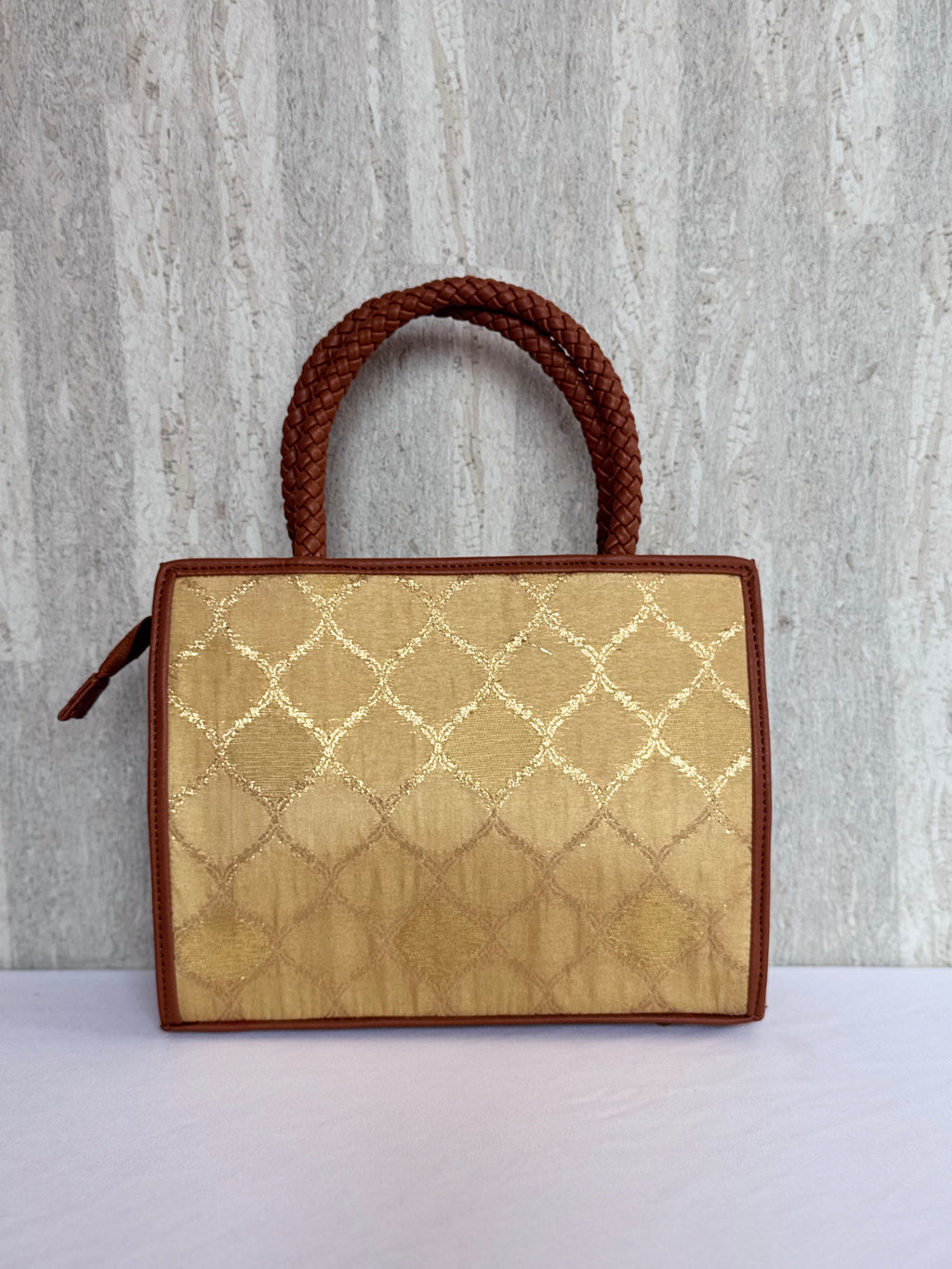 Artista Gold Grid Box Tote