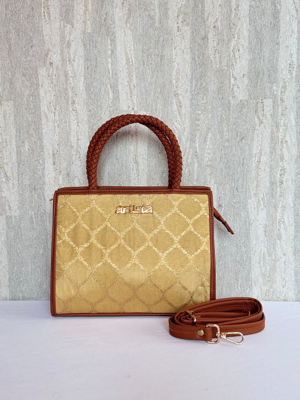 Artista Gold Grid Box Tote