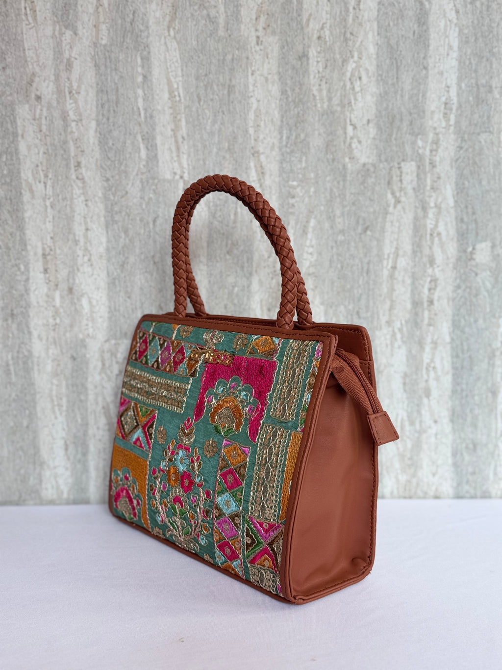 Artista Zari Box Tote
