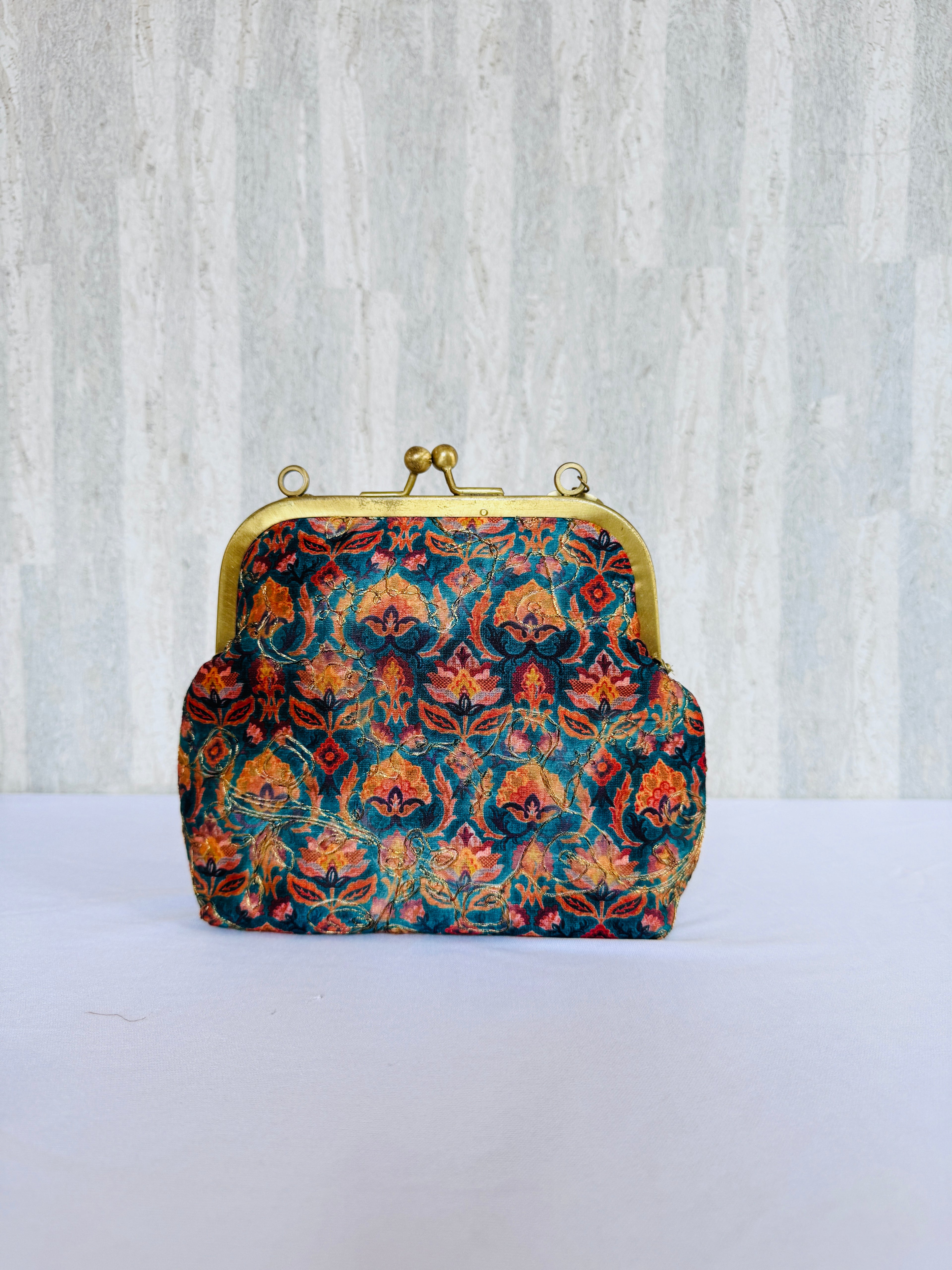Moss Majesty Vintage