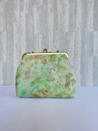 Peridot Winkle Vintage