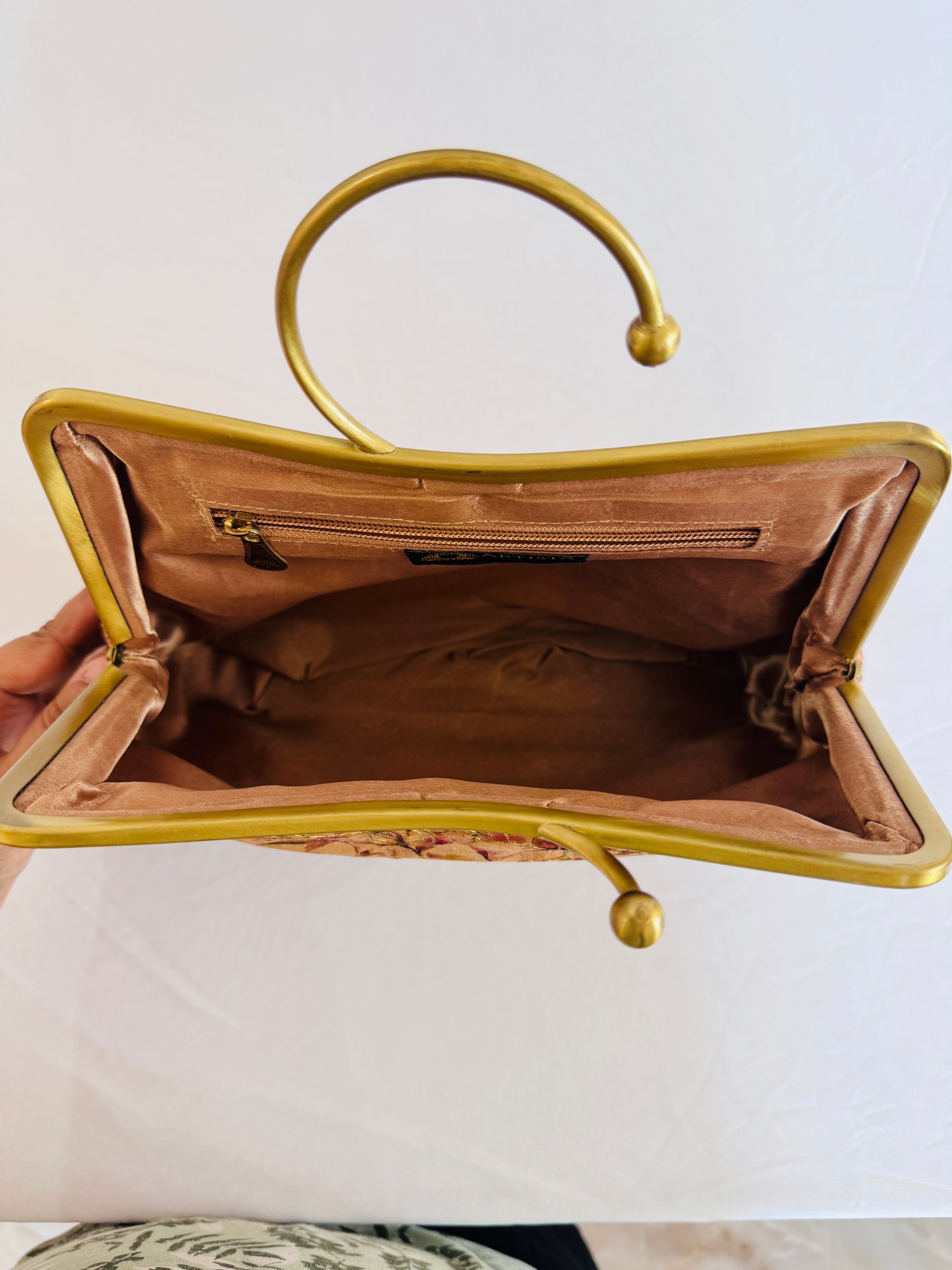 Leaf Textured Bangle Clutch