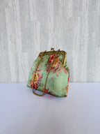 Rose Allure Pista Vintage Clutch
