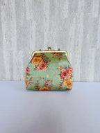 Rose Allure Pista Vintage Clutch