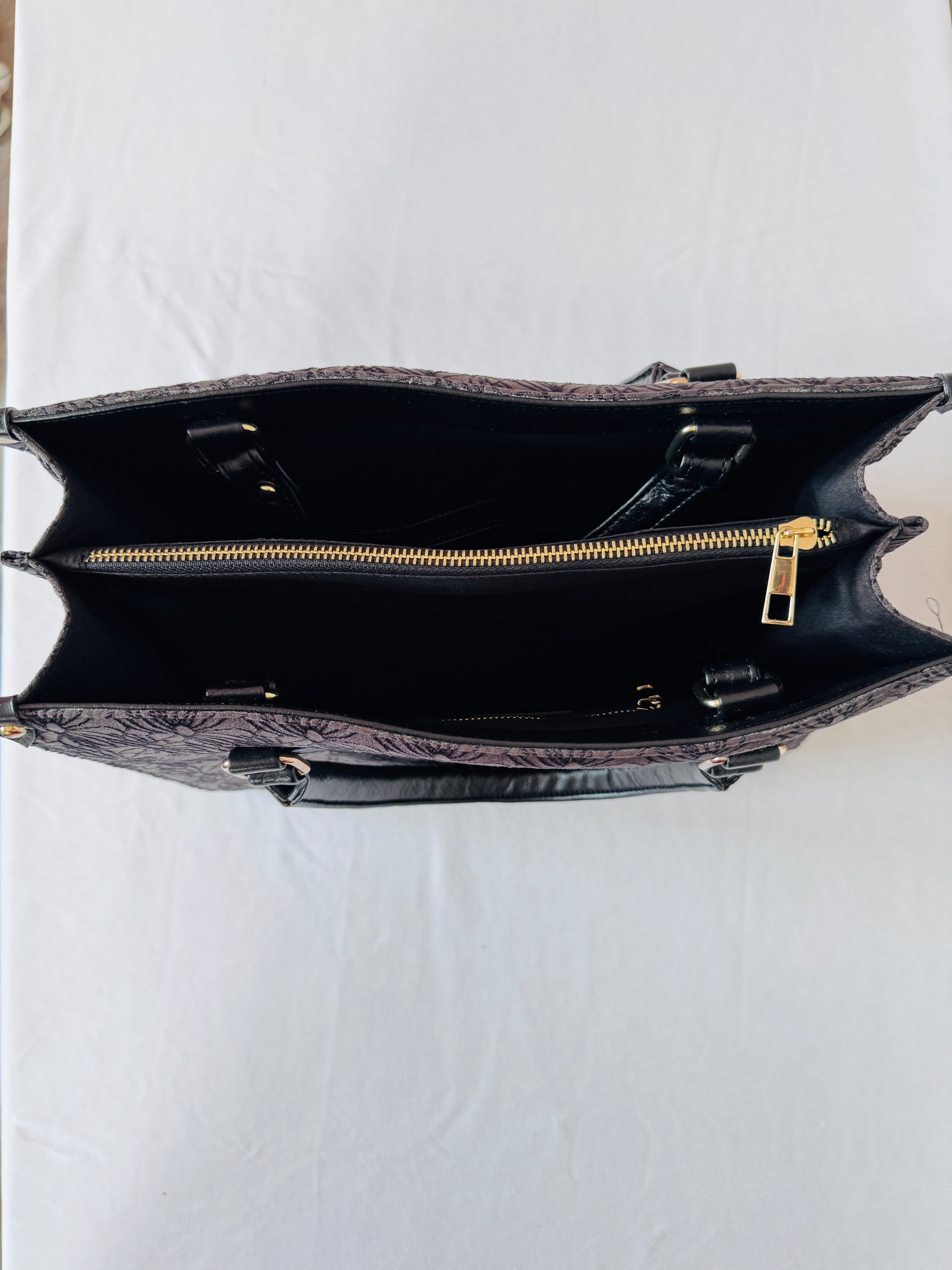 Black Web Textured Book Tote