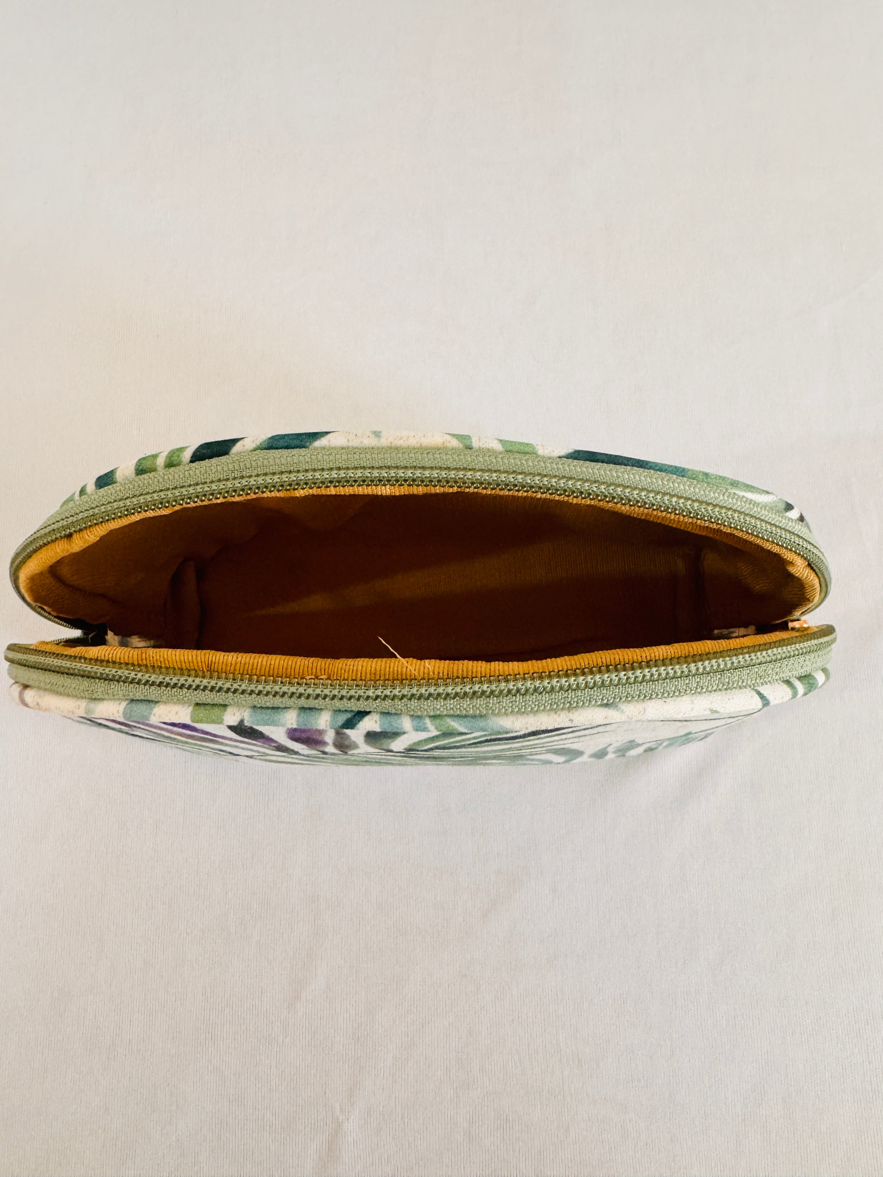 Cosmetic Pouch - 004