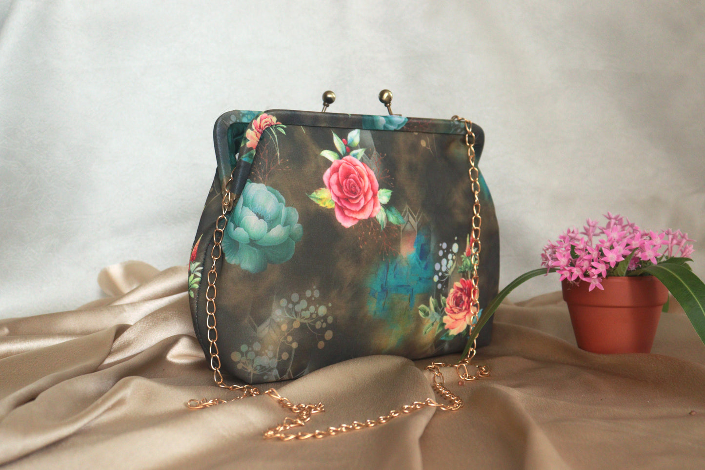 Mossy Meadow Vintage Clutch