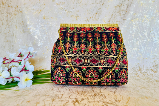 Rangrez Vintage Clutch