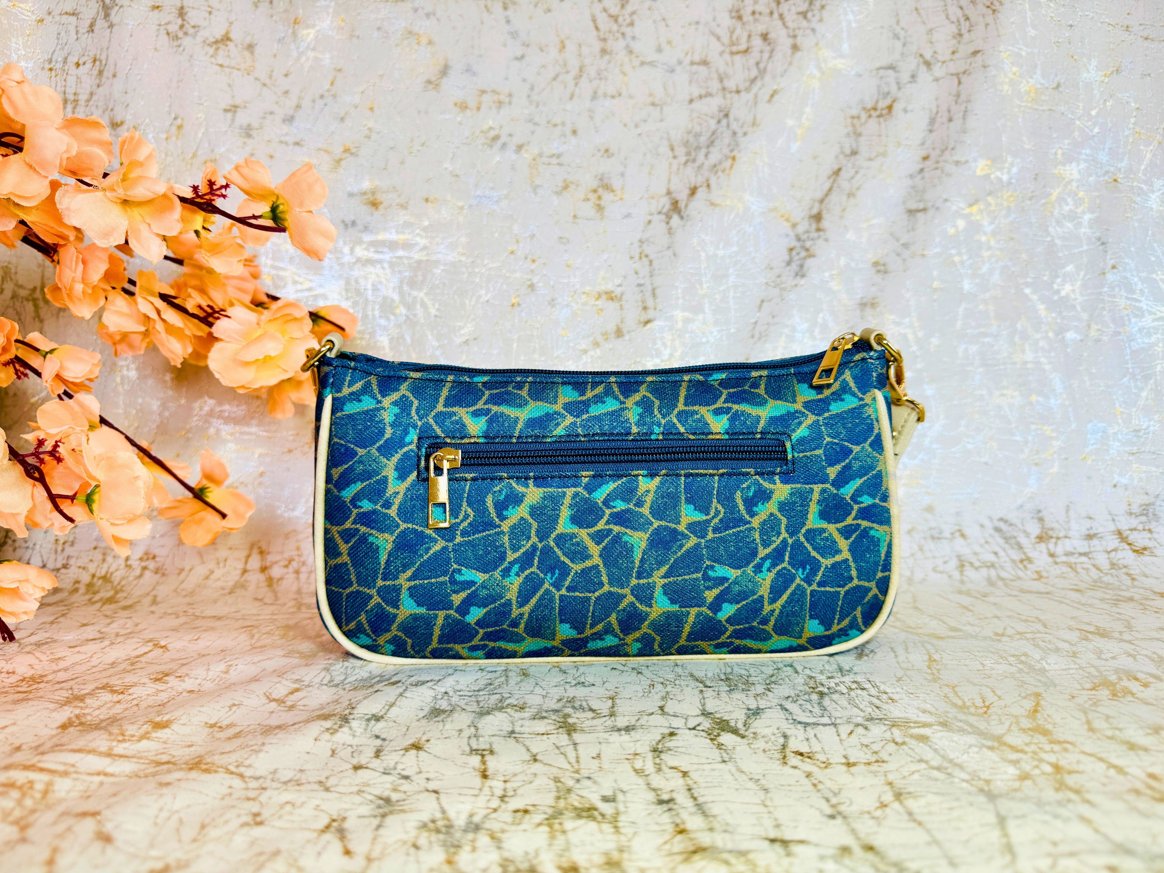 Turquoise Beauty Baguette