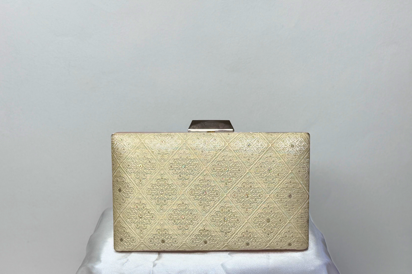 Ivory Ornamental box clutch